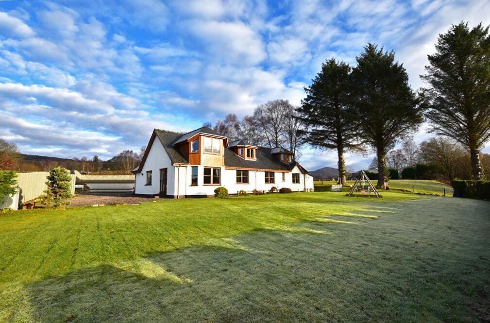 Mizpah Bed & Breakfast Near Ben Nevis Highlands Roybridge Exterior photo