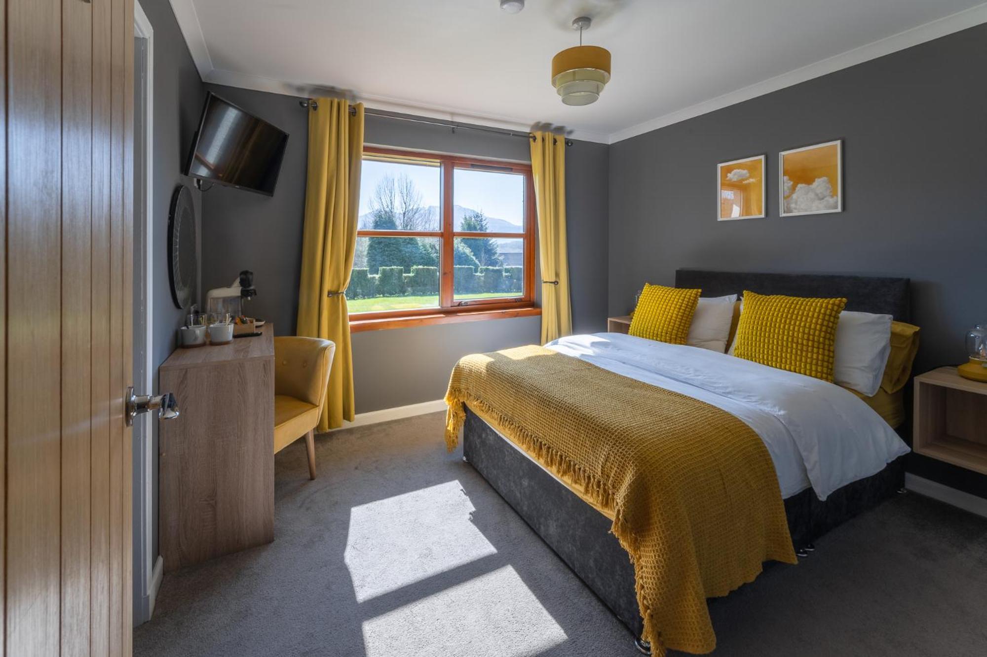 Mizpah Bed & Breakfast Near Ben Nevis Highlands Roybridge Exterior photo